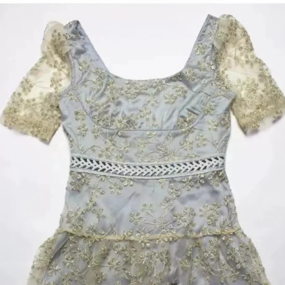 NWOT Self-Portrait Short Sleeve Chiffon Midi Dress gold Light Blue - Picture 6 of 11